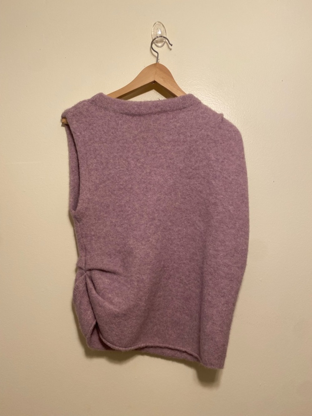Zara Lavender Sleeveless Crew-Neck Sweater Vest with Shoulder Buttons. Size M . - Picture 2 of 7
